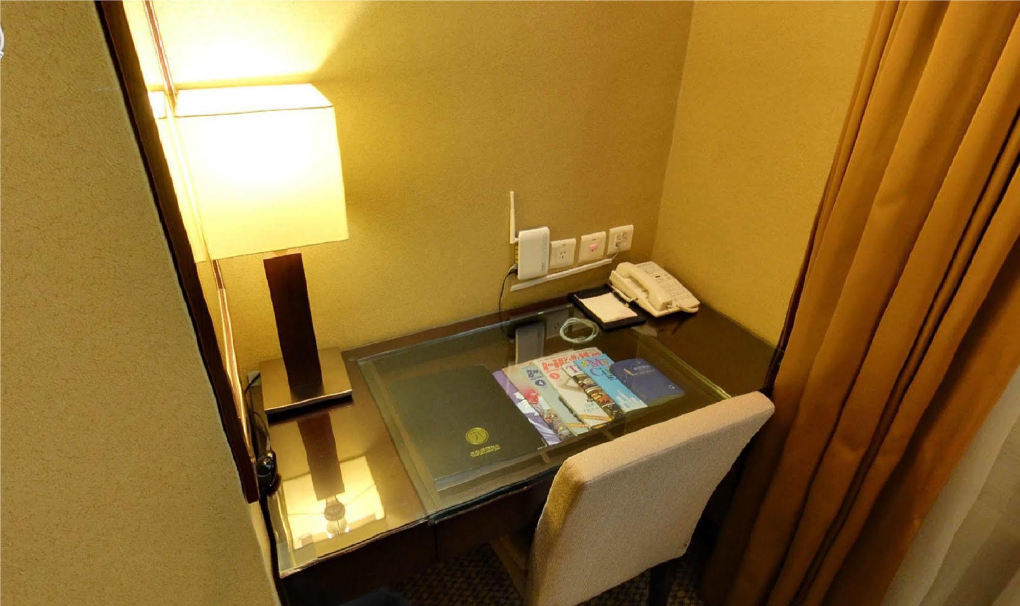 Taipei International Hotel Extérieur photo