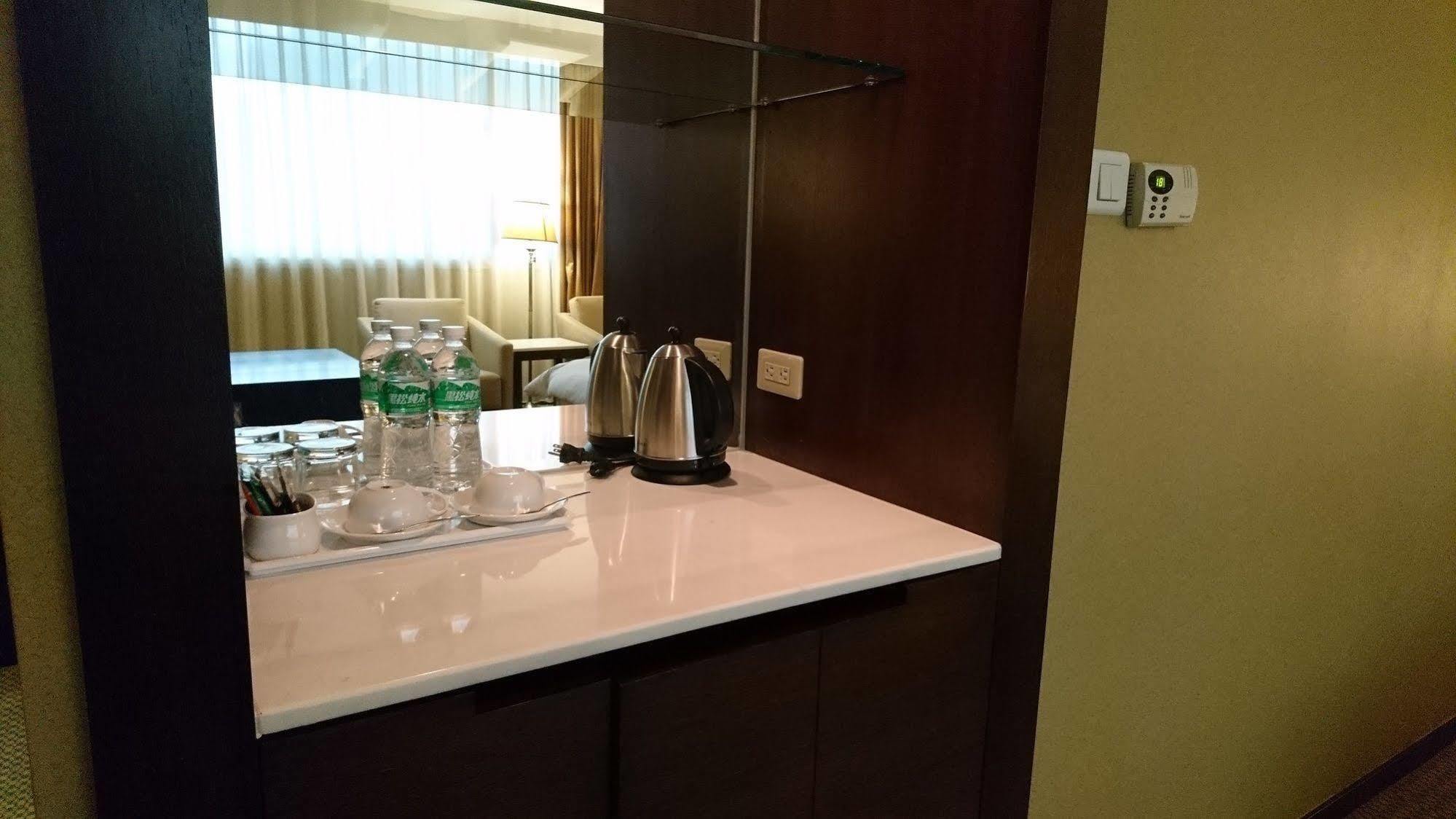 Taipei International Hotel Extérieur photo