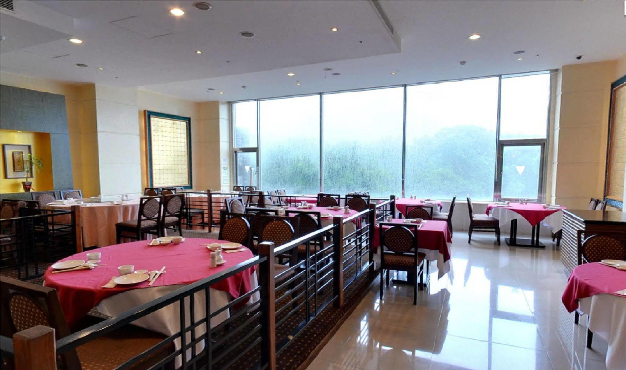 Taipei International Hotel Extérieur photo